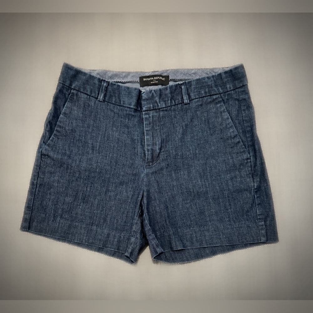 Banana Republic, The Hampton Short, Chambray, Size 0 Regular